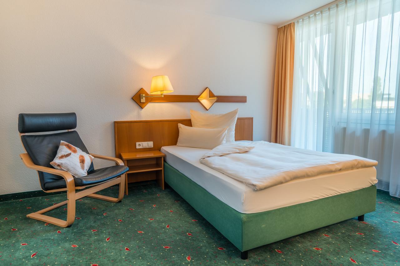 Airporthotel Residenz Steinenbronn المظهر الخارجي الصورة